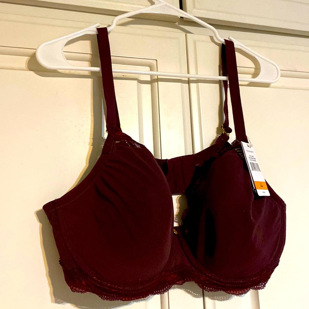 Maroon lacy bra